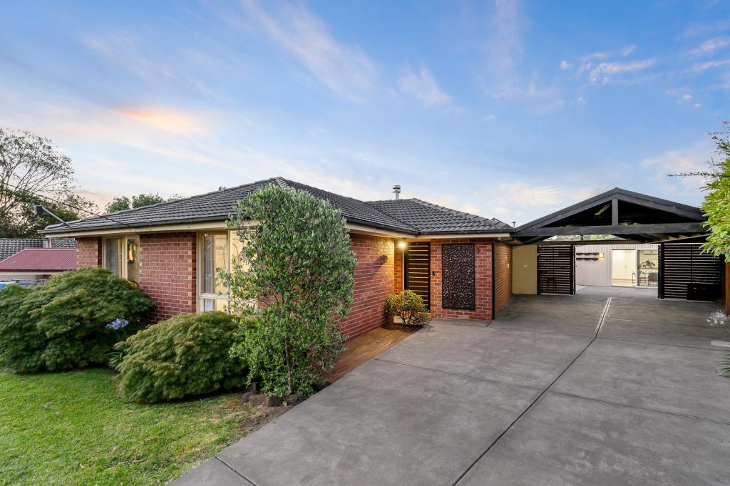 3 Hawkshead Ct, Croydon Hills, VIC 3136