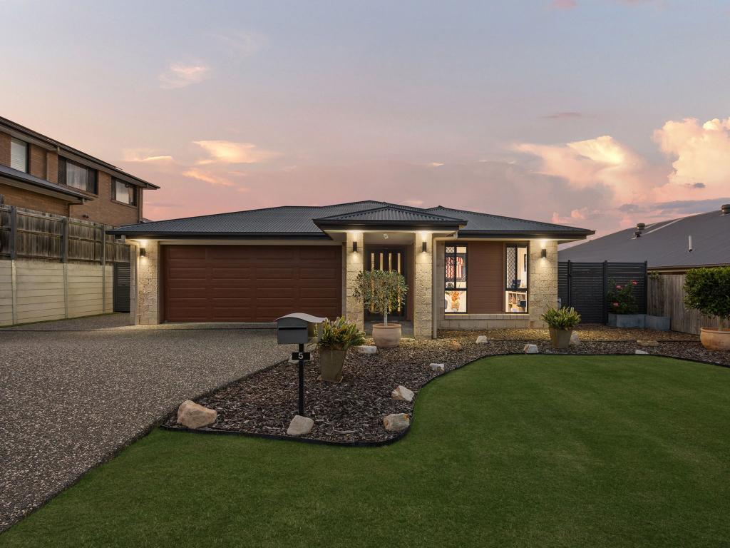 5 Meera St, Spring Mountain, QLD 4300