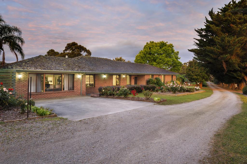 90 Elvian Rd, Woori Yallock, VIC 3139