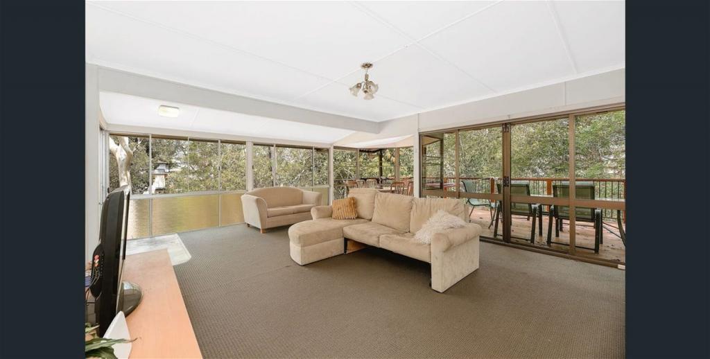 32 Finney Rd, Indooroopilly, QLD 4068