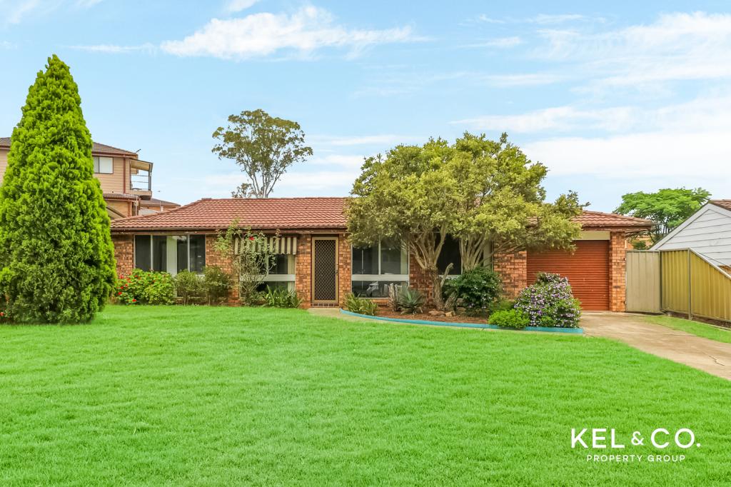 4 Arundel Park Dr, St Clair, NSW 2759