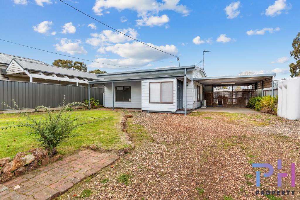 4 BAILES ST, BENDIGO, VIC 3550