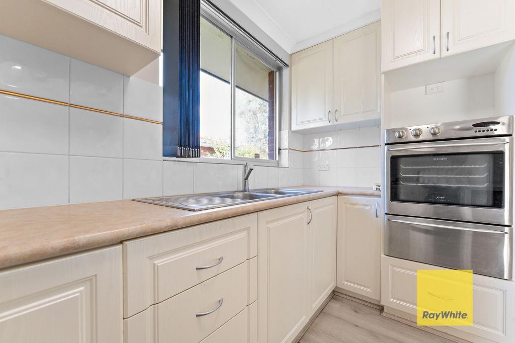 10 Redtingle Rd, Camillo, WA 6111