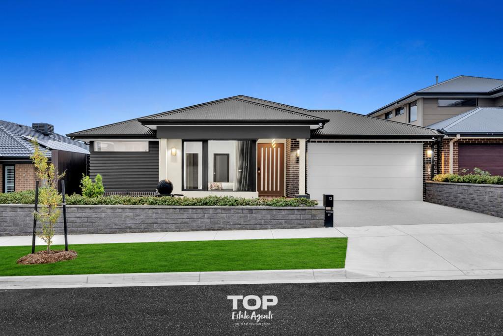 13 TITCH ST, CRANBOURNE, VIC 3977