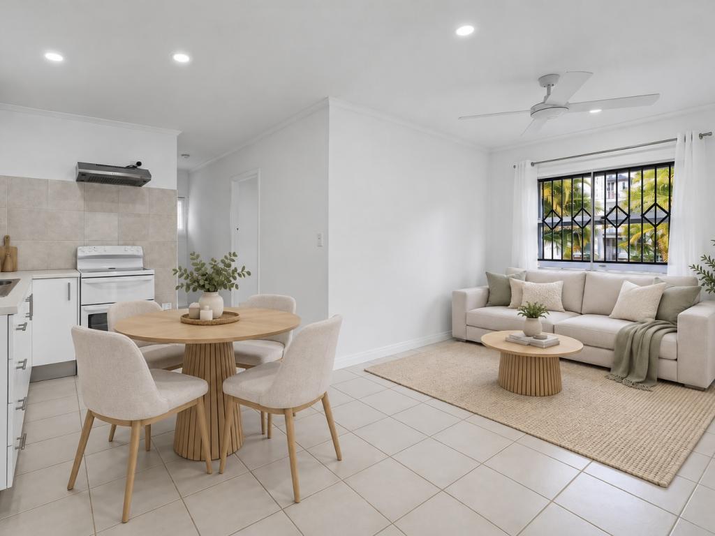 1/9 Ahern St, Labrador, QLD 4215