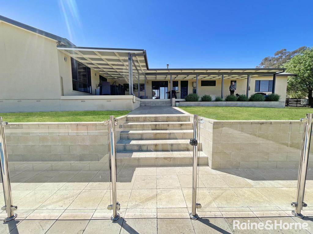 50 Kellys Rd, Young, NSW 2594