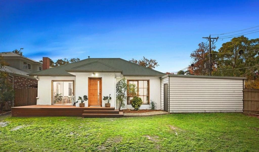 55 Lincoln Rd, Croydon, VIC 3136