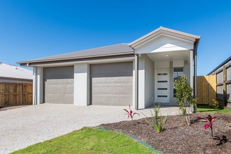 2/15 MOUNT CROSBY ST, PARK RIDGE, QLD 4125