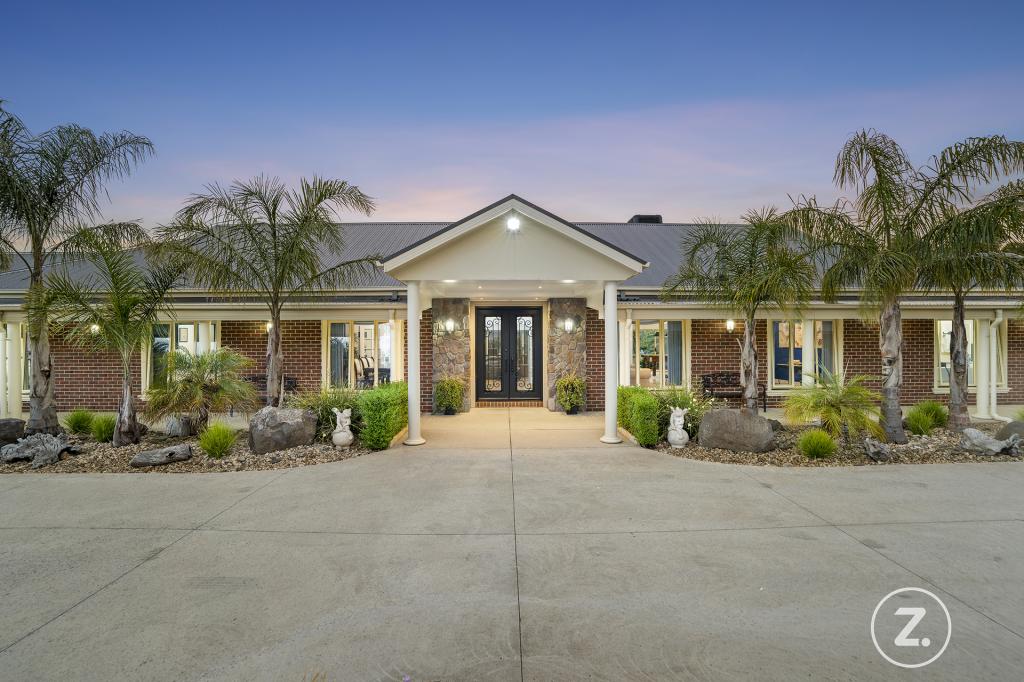 8 NICOLA CT, MICKLEHAM, VIC 3064