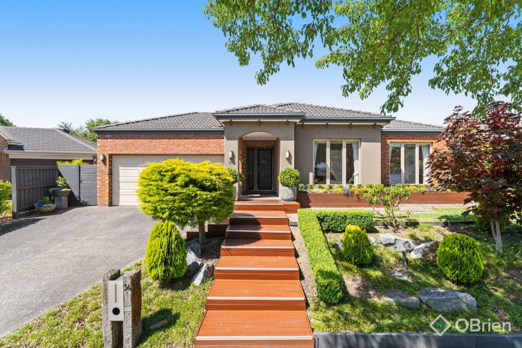 34 MONTPELIER DR, BERWICK, VIC 3806