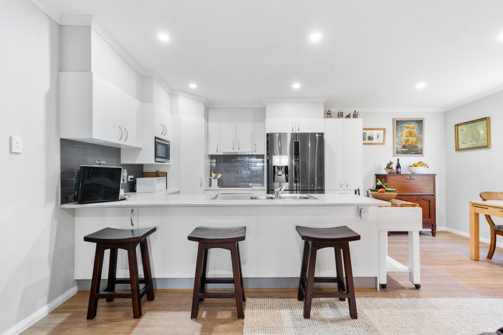 3/300 Kings Point Dr, Ulladulla, NSW 2539