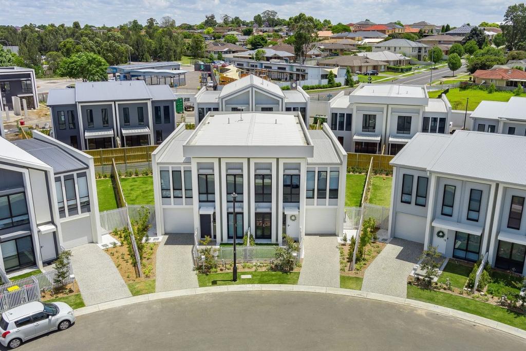 30 Annanvale Cct, Mount Annan, NSW 2567