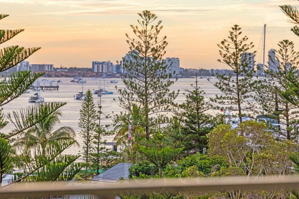 2053/1 Lennie Ave, Main Beach, QLD 4217