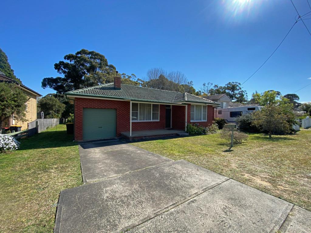 29 Brinawarr St, Bomaderry, NSW 2541