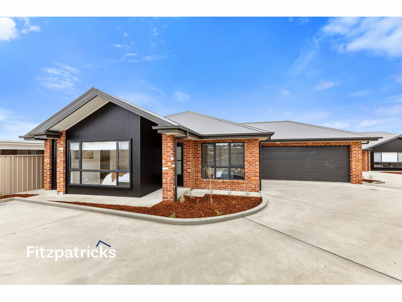 1/7 Denny Cres, Gobbagombalin, NSW 2650