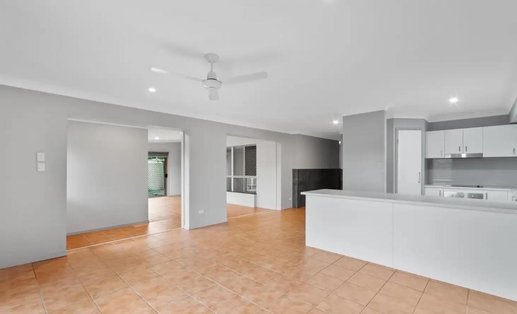 11 Carner Ct, Parkwood, QLD 4214