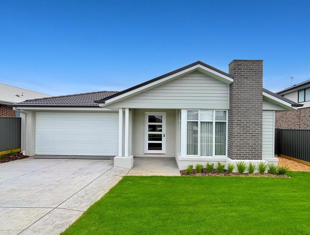 Lot 1702/7 Polkinghorne View, Lucas, VIC 3350