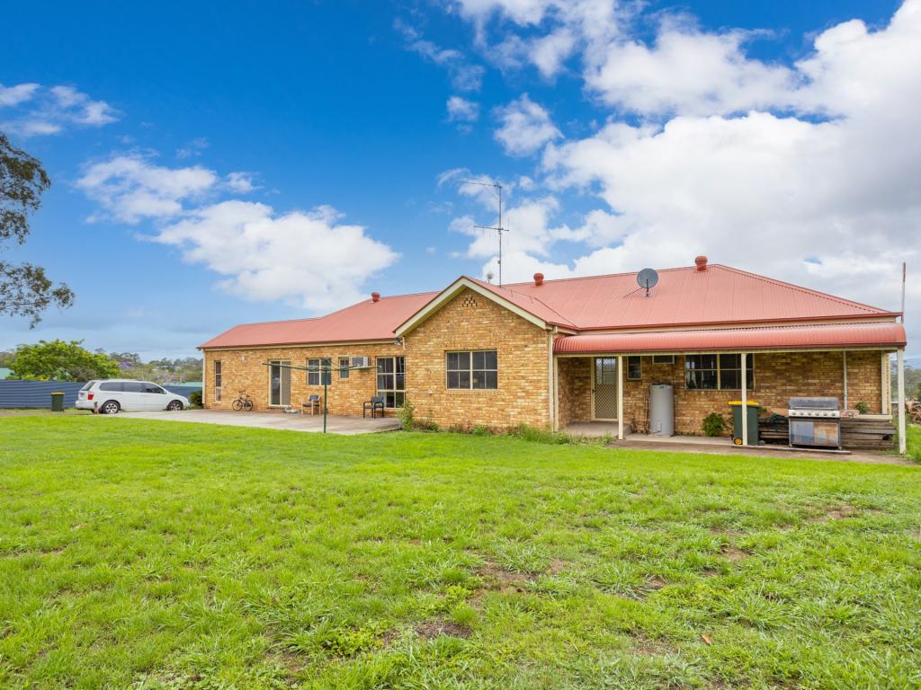 16 Helmich Cl, Wingham, NSW 2429