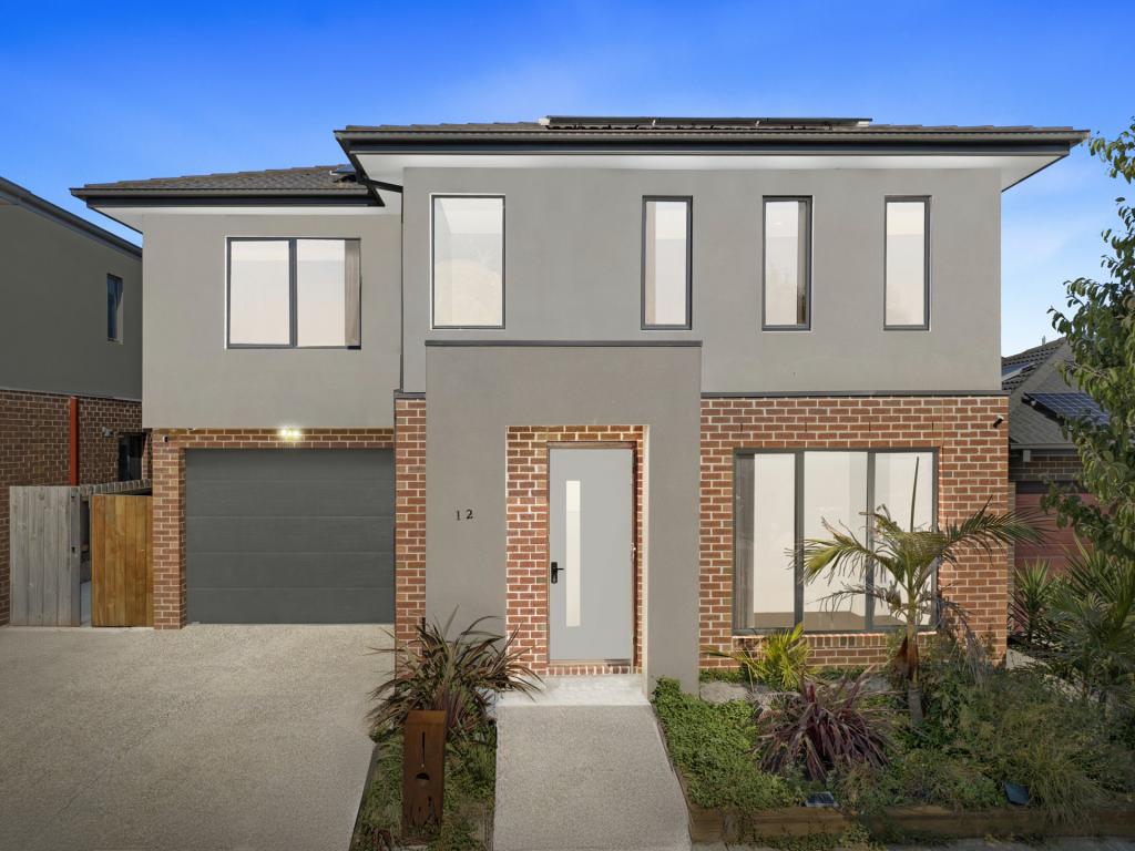 12 Troidini Ent, Mickleham, VIC 3064