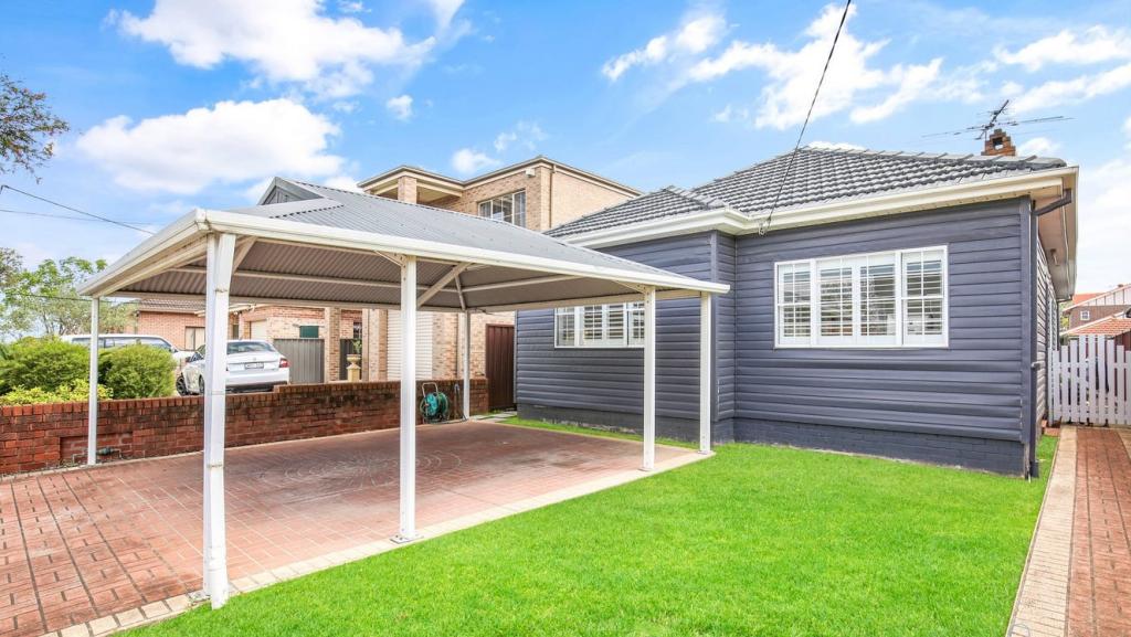 64 Linda St, Belfield, NSW 2191