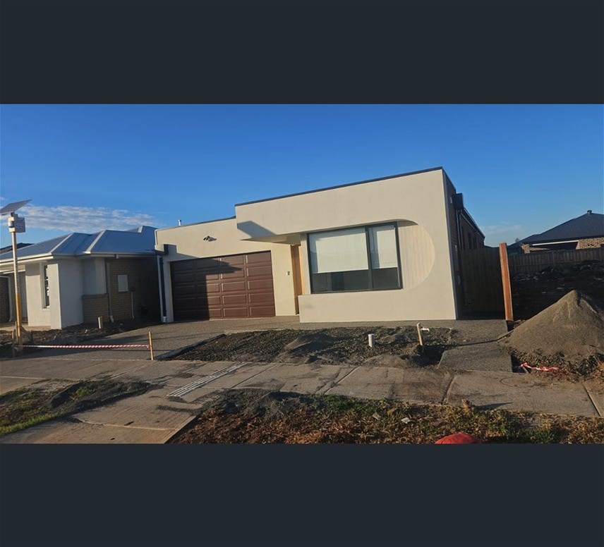 27 Councillor Dr, Weir Views, VIC 3338