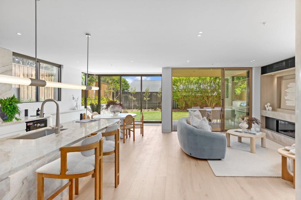 1/90 Queenscliff Rd, Queenscliff, NSW 2096