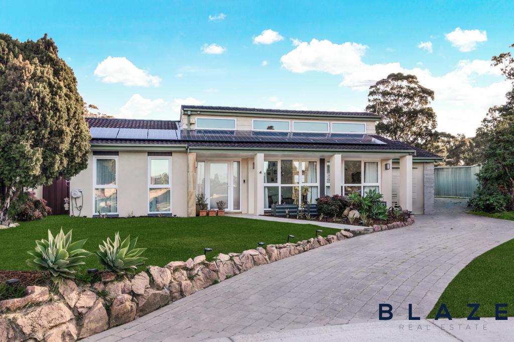 4 Ripple Cl, Greenfield Park, NSW 2176