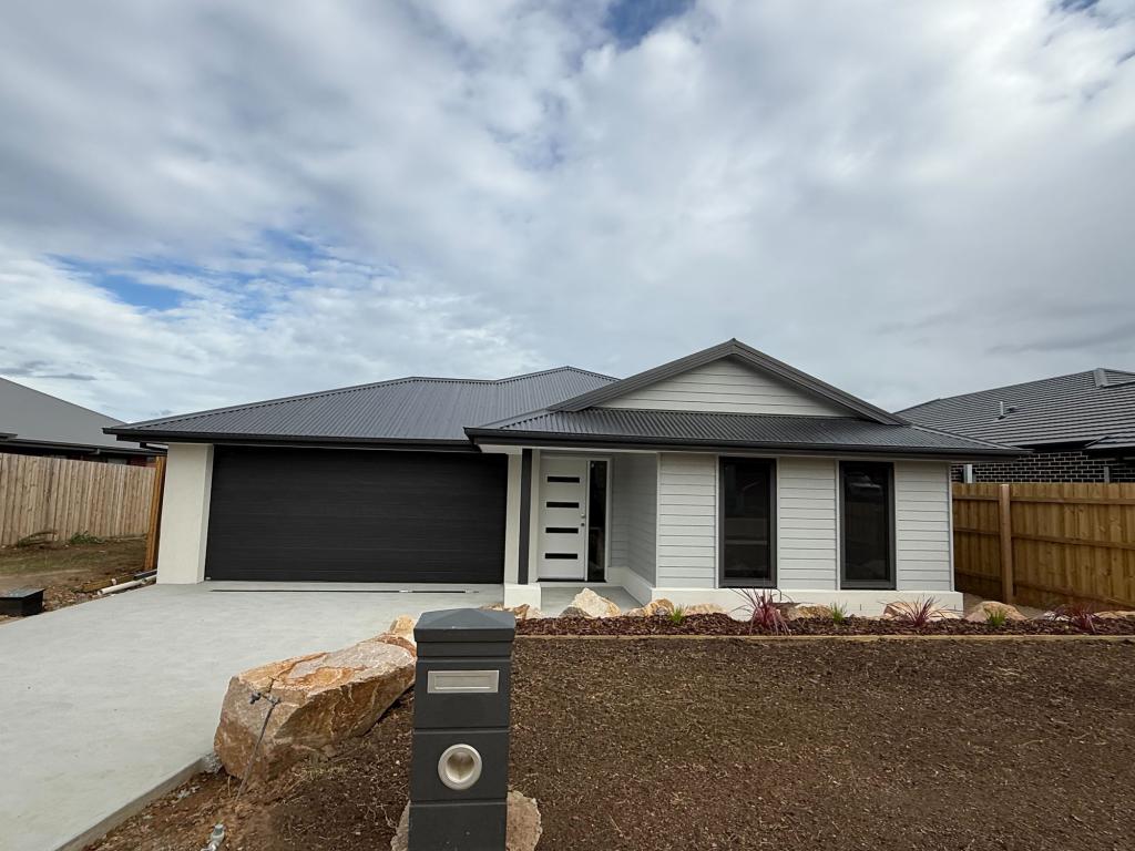 30 Hudson Cres, Lucknow, VIC 3875