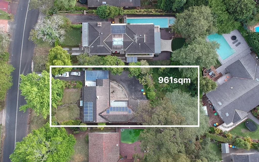 33 Warrimoo Ave, St Ives, NSW 2075