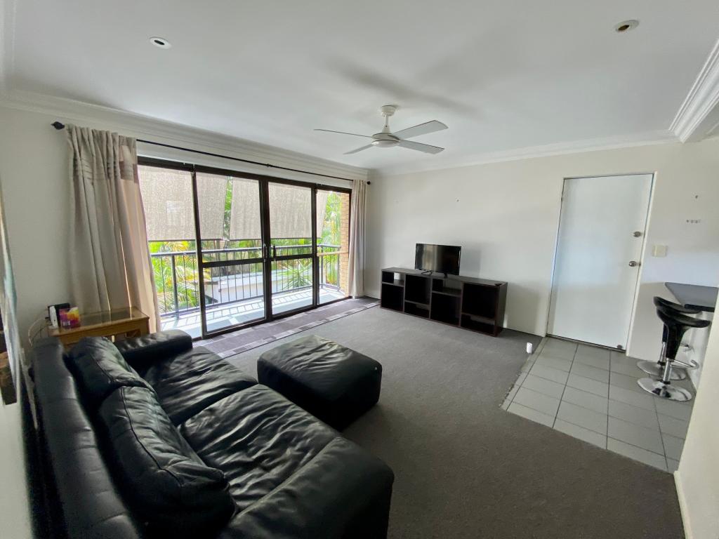 4/9 Darrambal St, Chevron Island, QLD 4217