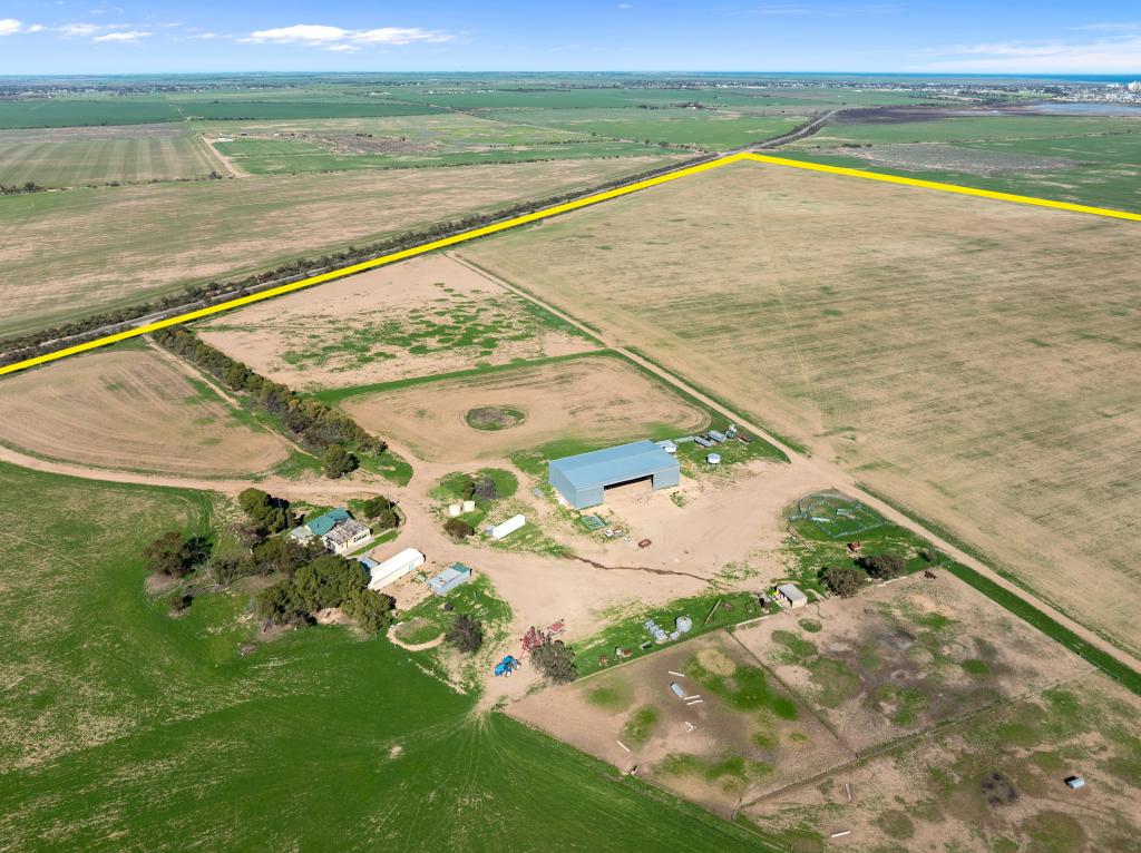 10218 Spencer Hwy, Wallaroo Plain, SA 5556