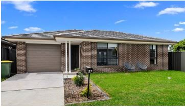 27 Correa Cres, Raymond Terrace, NSW 2324