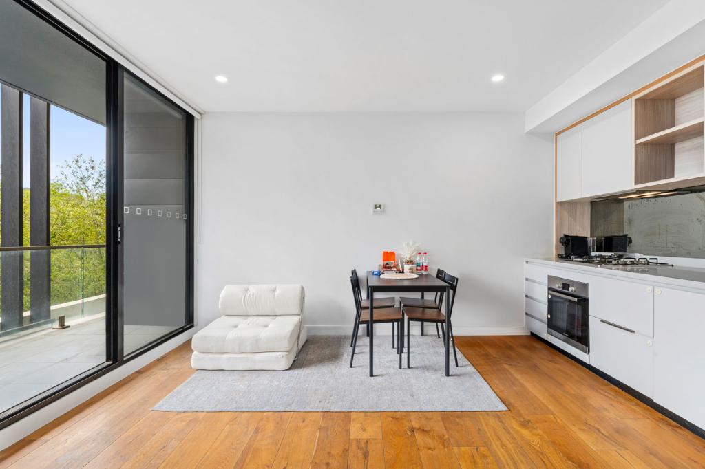 107/19 WELLINGTON RD, BOX HILL, VIC 3128