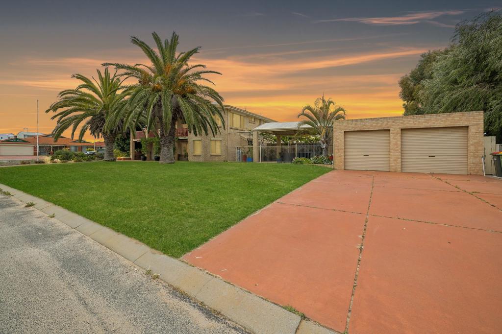 51 Robertson Rd, Ledge Point, WA 6043