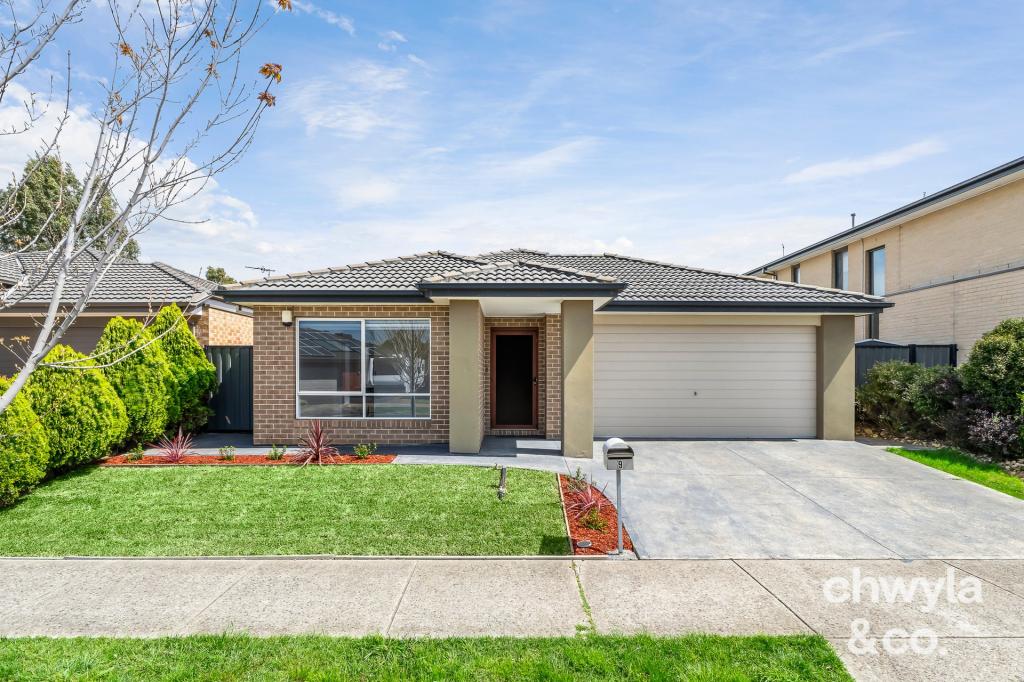 9 LOCKHART ST, MERNDA, VIC 3754