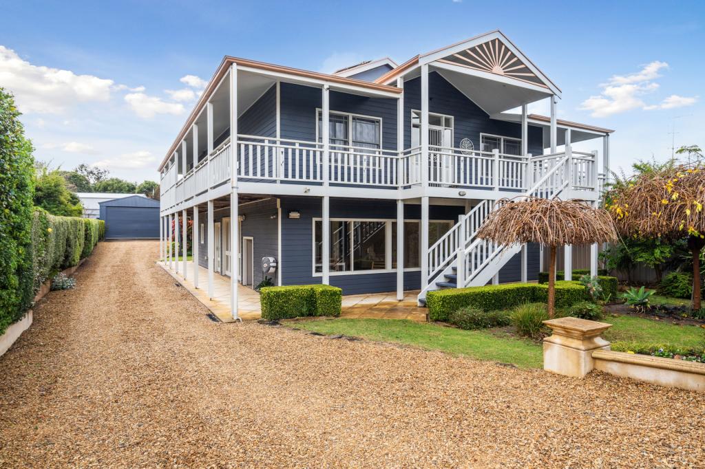 76 Seaview Rd, Victor Harbor, SA 5211