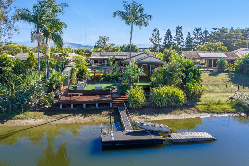 734 Nerang Broadbeach Rd, Carrara, QLD 4211