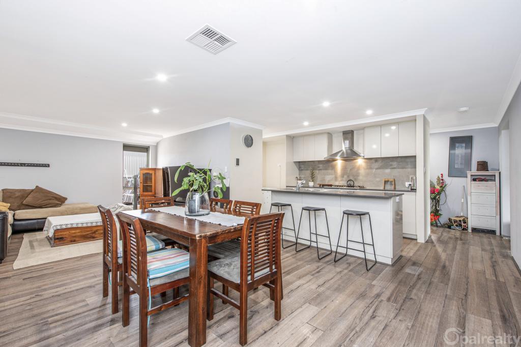 16 PERRINVALE LOOP, GOLDEN BAY, WA 6174