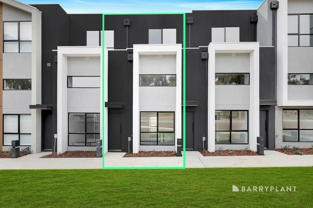 340 Mckimmies Rd, Mill Park, VIC 3082