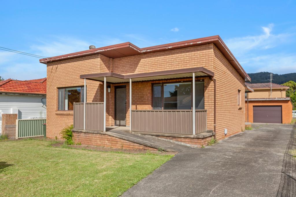 16 WILLIAMS CRES, RUSSELL VALE, NSW 2517