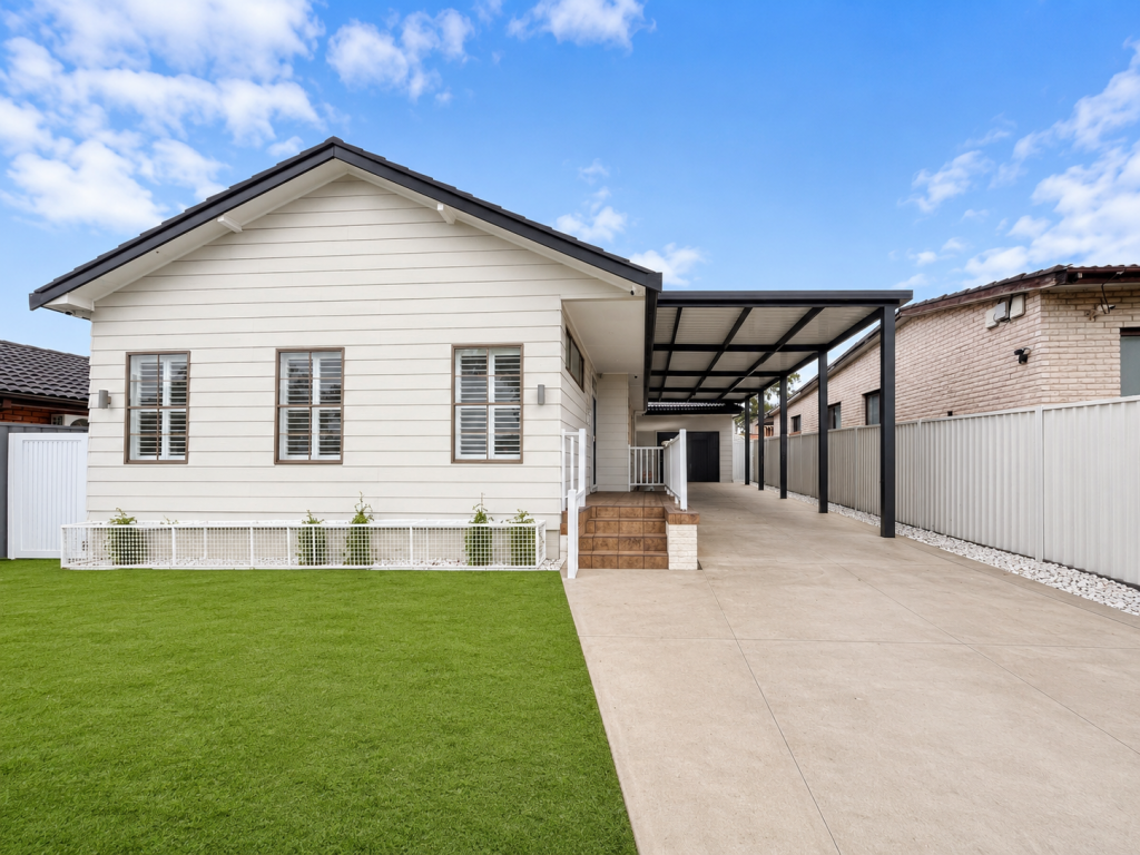 511 Marion St, Georges Hall, NSW 2198
