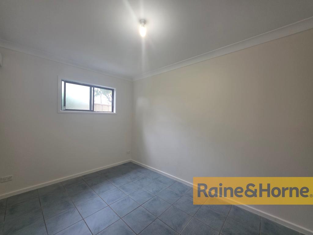 Cabin 5 Karloo Rd, Umina Beach, NSW 2257