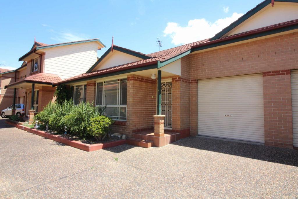 4/5 Railway St, Old Guildford, NSW 2161