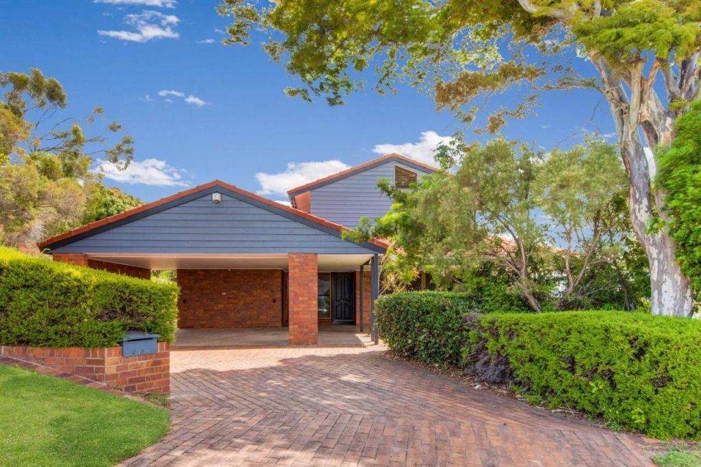 213a Goondoon St, South Gladstone, QLD 4680
