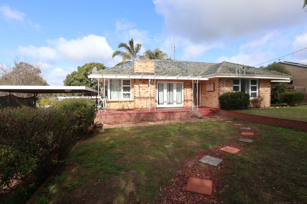 57 Furnival St, Narrogin, WA 6312