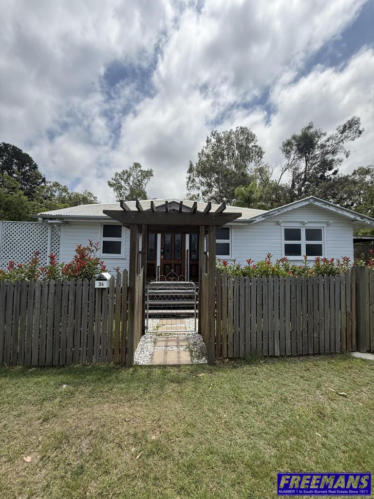 32-34 Drayton St, Nanango, QLD 4615