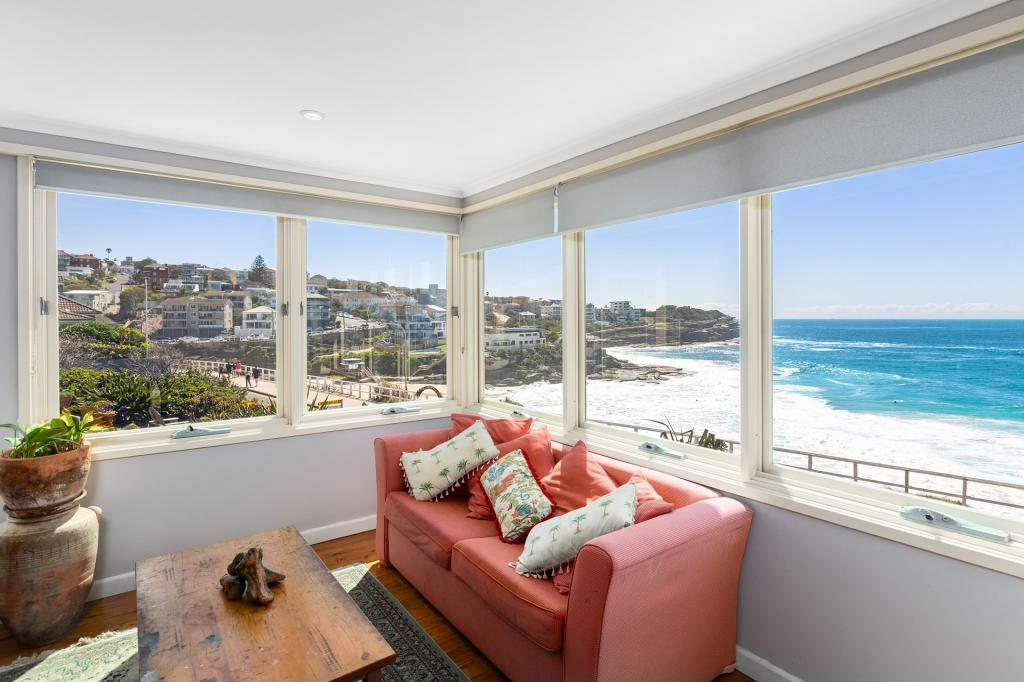 18 Tamarama Marine Dr, Bronte, NSW 2024