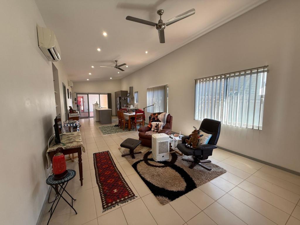 29 Marniyarra Loop, Baynton, WA 6714