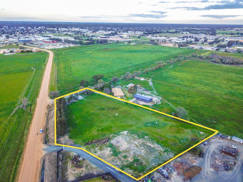 4 Calimo St, Deniliquin, NSW 2710