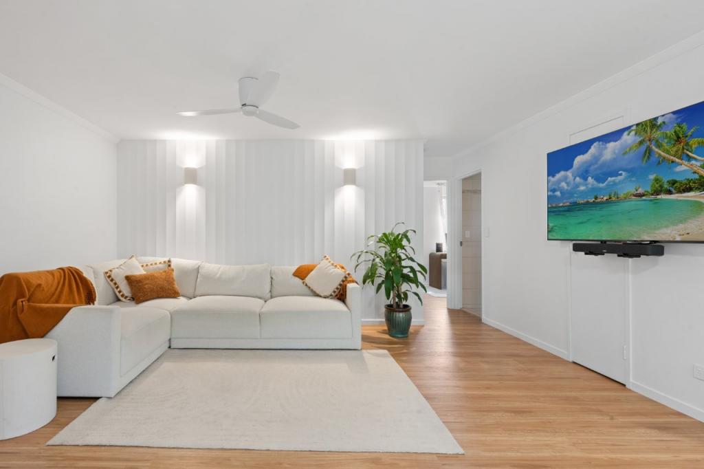 13/111 Markeri St, Mermaid Waters, QLD 4218